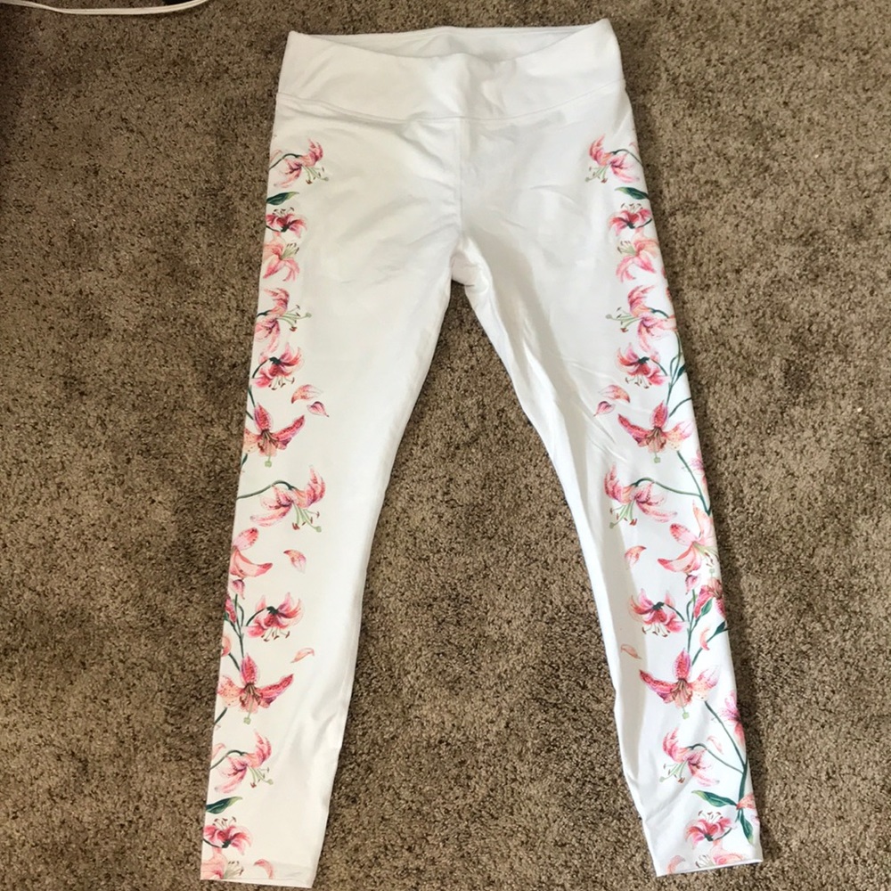 Fabletics White Floral Leggings - Size L